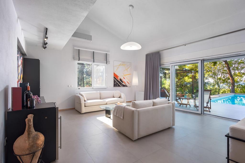 The White Villa At Sani Sani  ภายนอก รูปภาพ